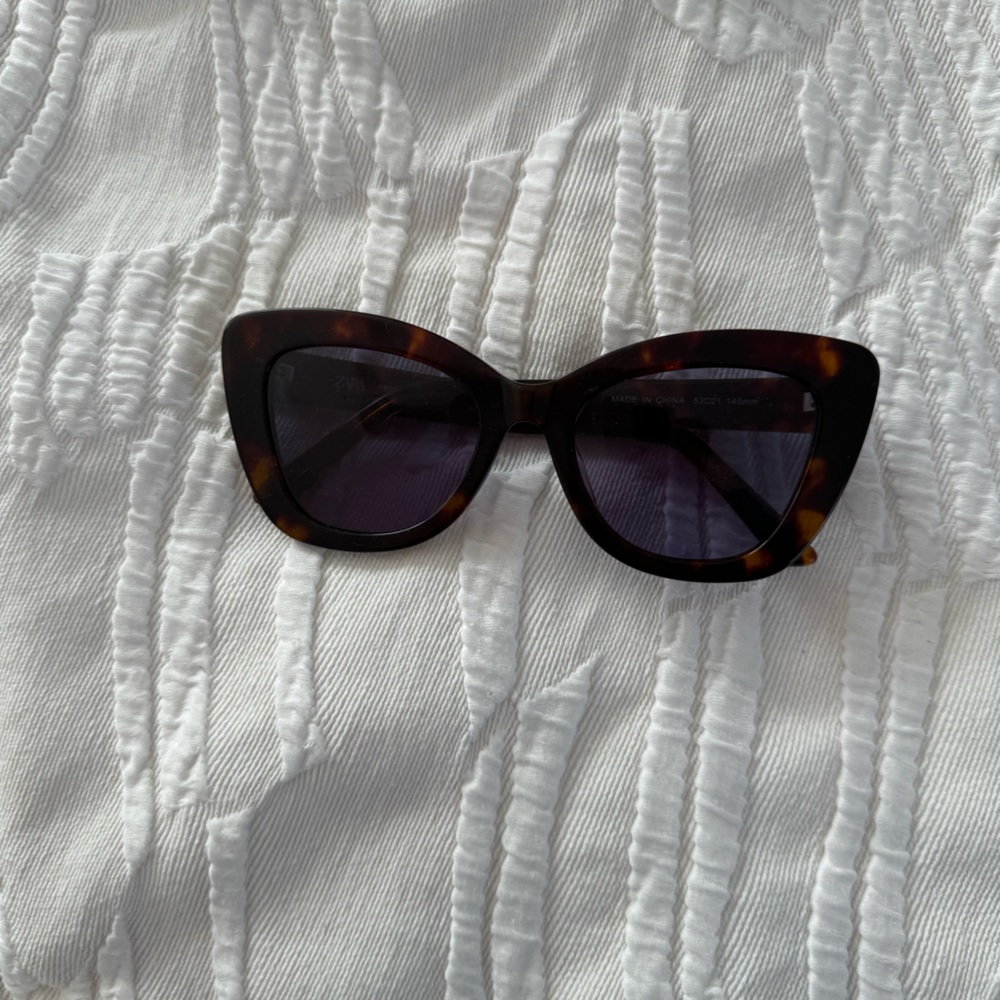 Zara Acetate Tortoiseshell Effect Sunglasses - image 6